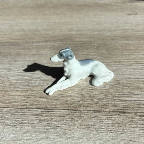 Charming Gray and White Dog Figurine - Picture 1 of 3